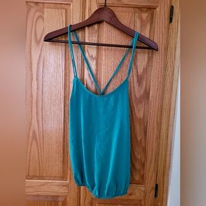 Kaitlyn | Cross back top (NWT)